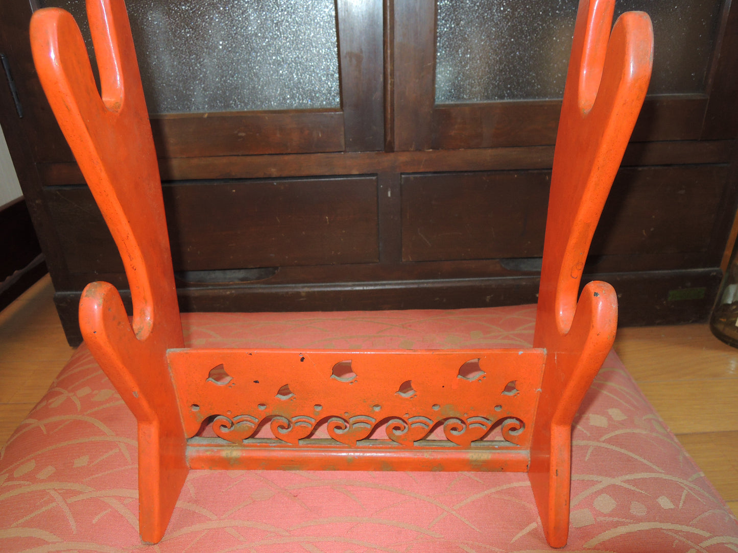 Vintage Japan katanaKake katana Rack fretwork Two Sword Tier 2
