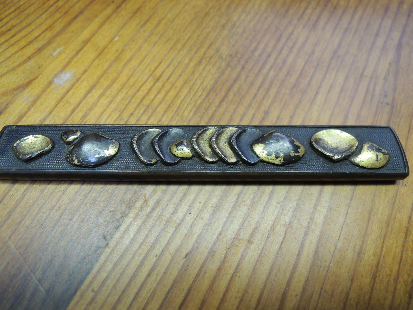 Antique Kozuka and Menuki set Japan Samurai katana Edo period Hamaguri no zu