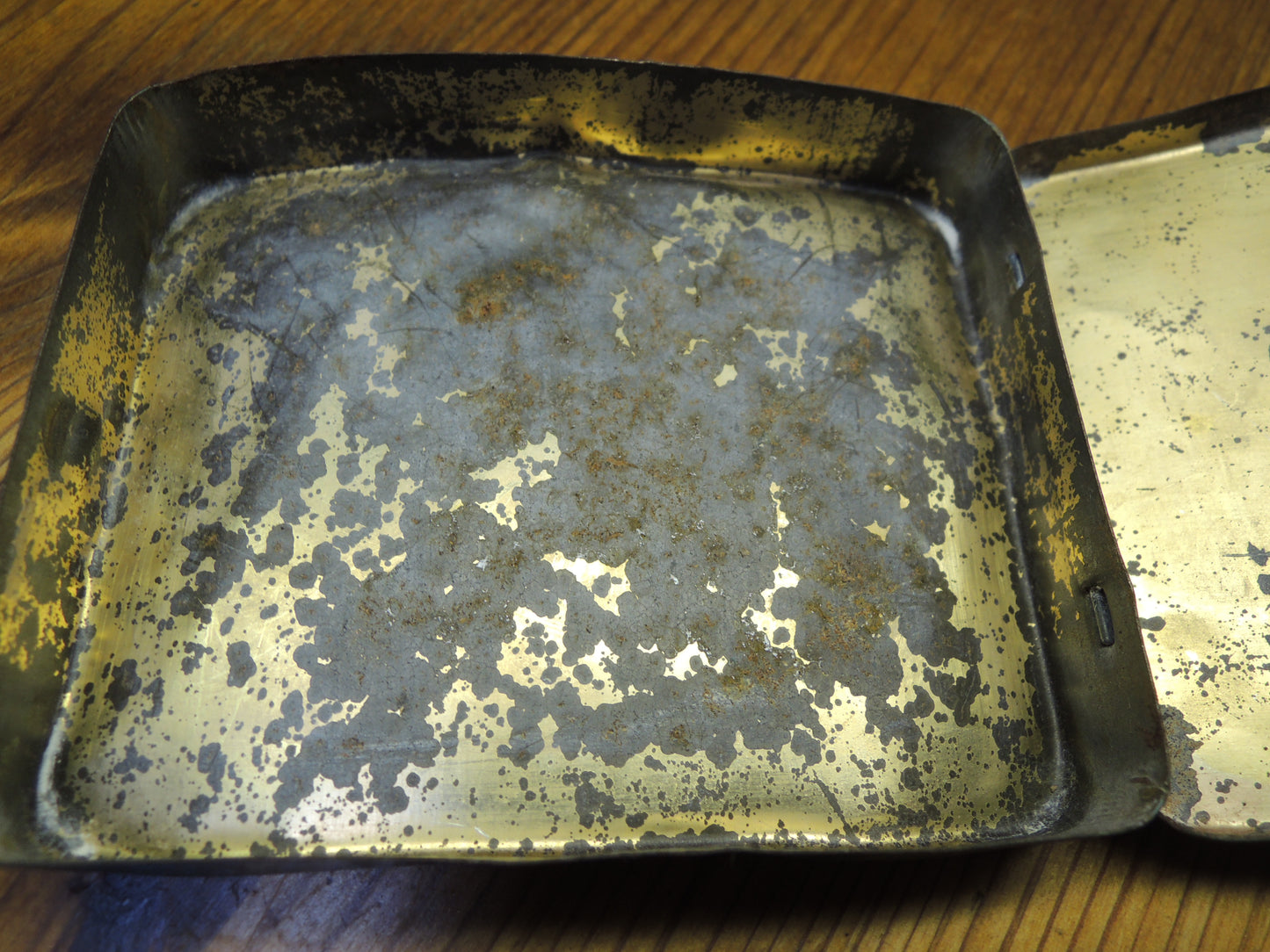 WW2Era japanese army Metal cigarette cas