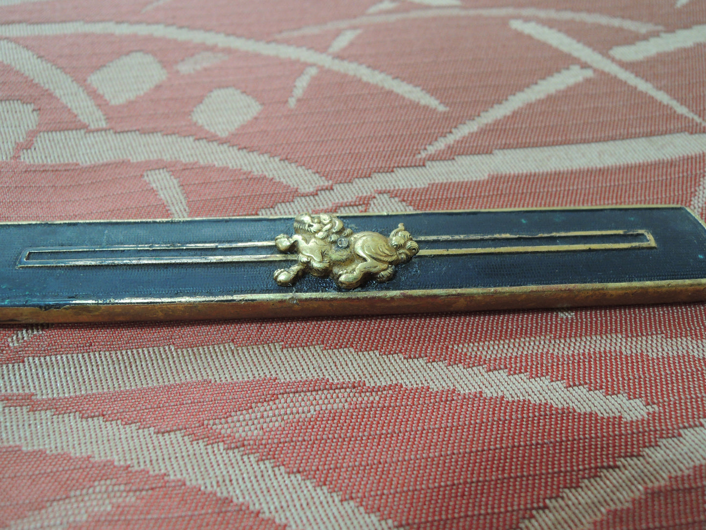 Antique Kozuka Japan Samurai katana Edo period Lion Shishi no zu