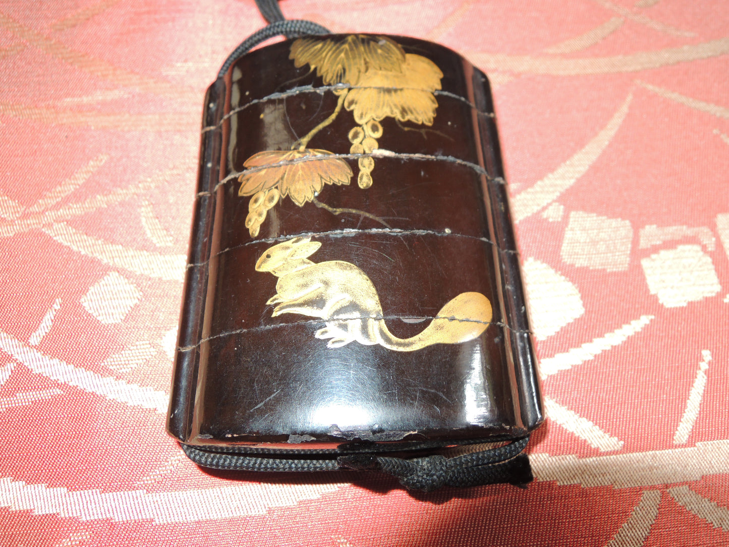 Antique Inro Japan Samurai Edo period Grapevines and Squirrels